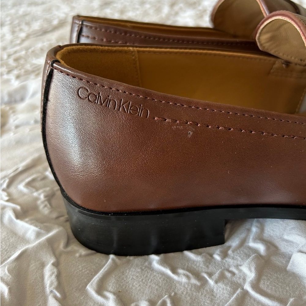 Calvin Klein Brown dress shoes 10.5 - Picture 4 of 5